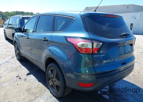 2018 Ford Escape S z USA, uszkodzony, nr VIN 1FMCU0F79JUA90356